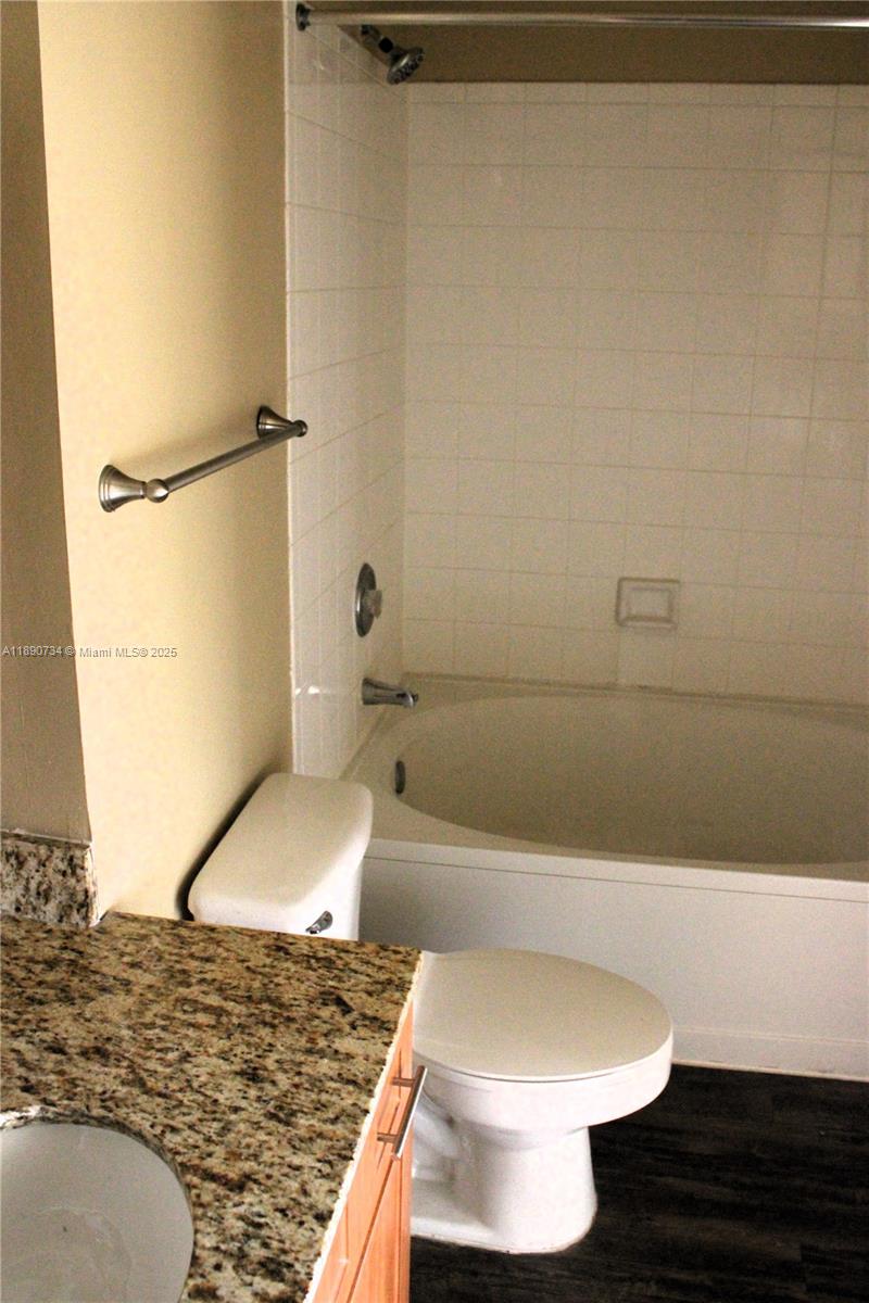 MARQUESA CONDO - Residential Lease