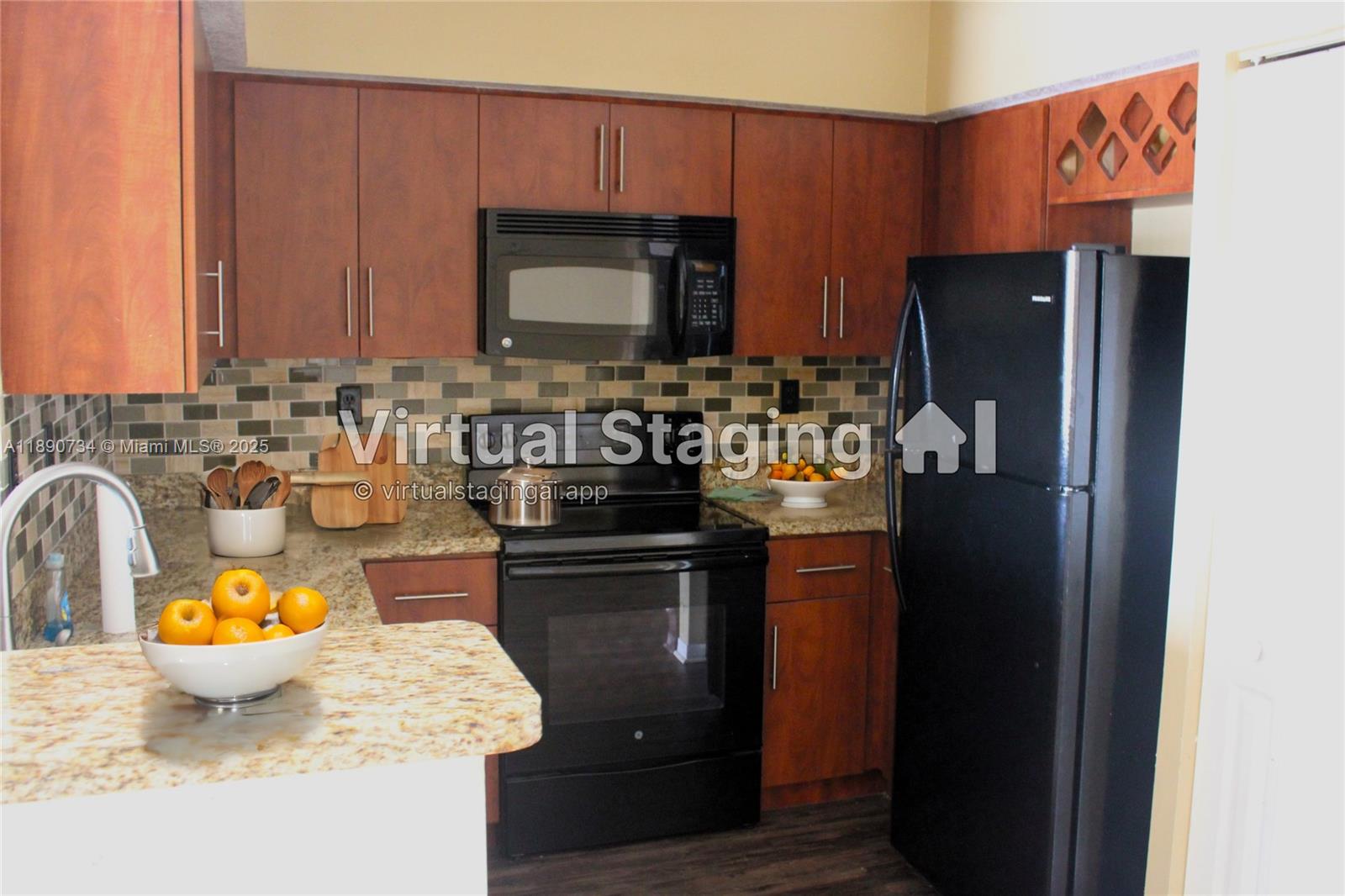 MARQUESA CONDO - Residential Lease