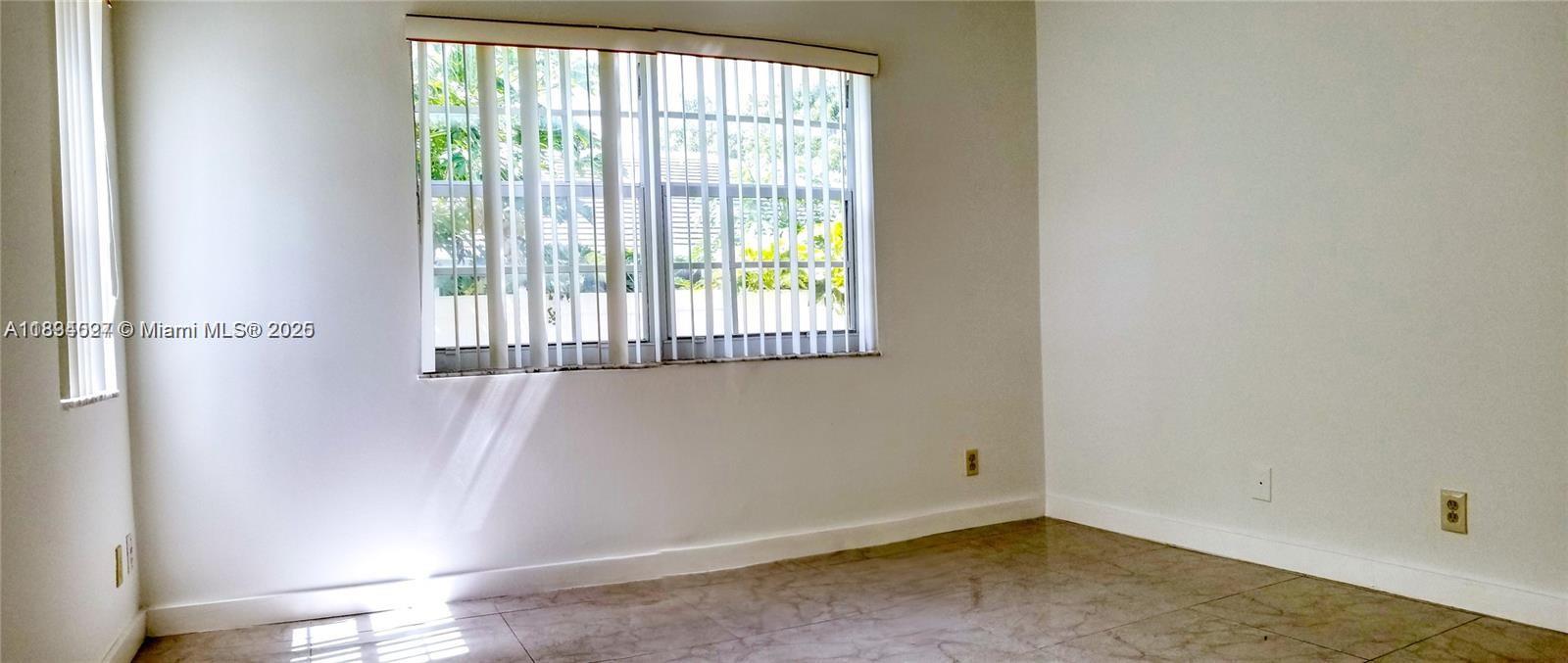 11460 NW 42nd St 11460