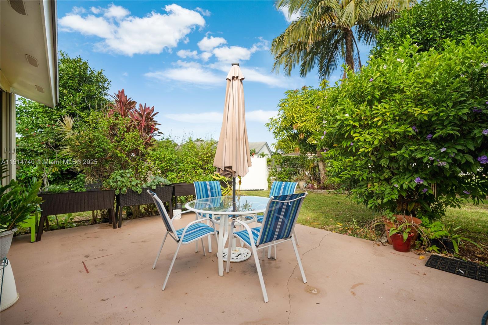 WINSTON PARK UNIT 8 - Residential