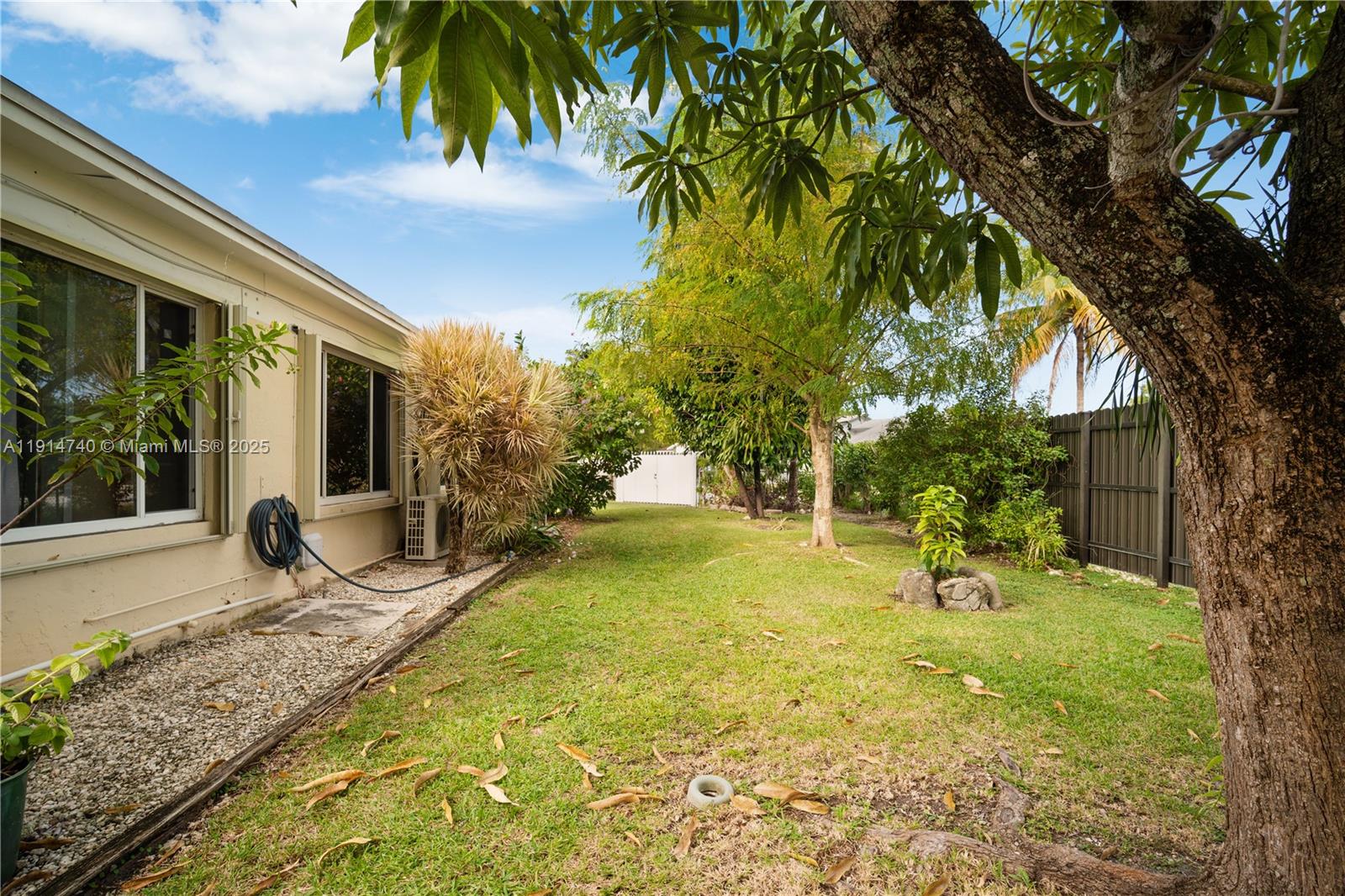 WINSTON PARK UNIT 8 - Residential