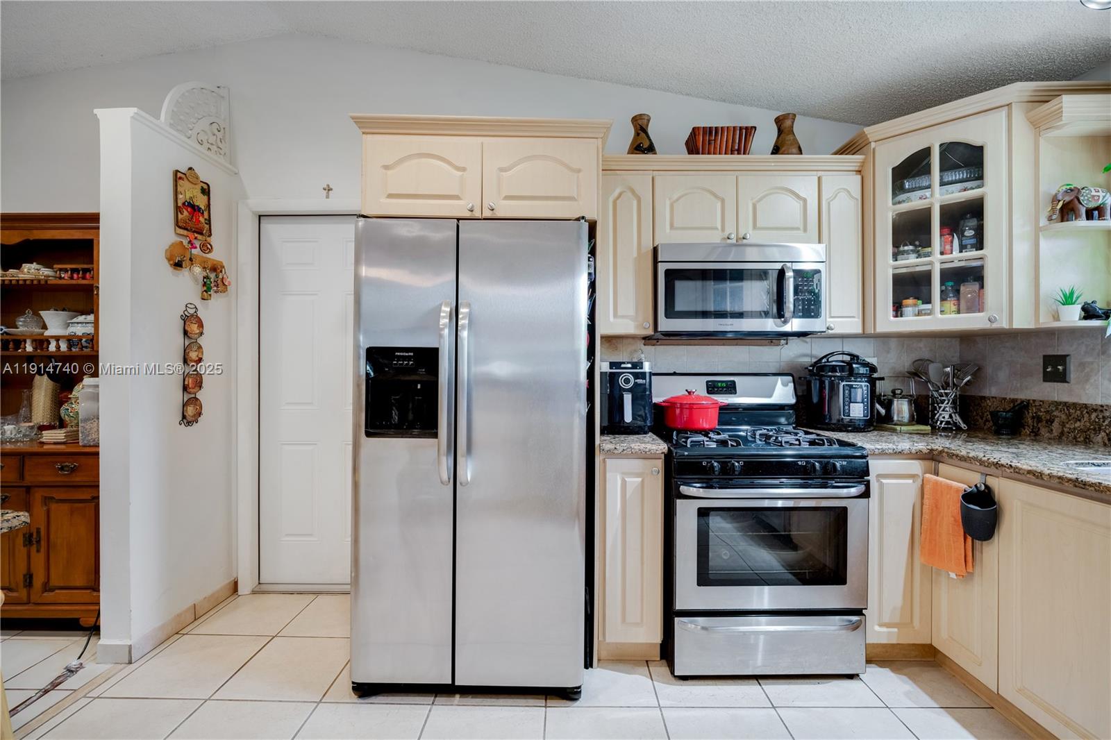 WINSTON PARK UNIT 8 - Residential