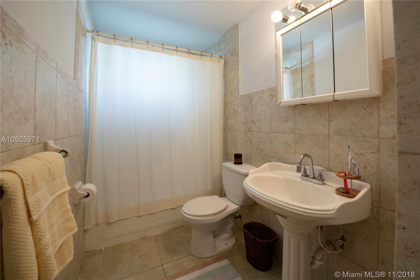 HOLLYWOOD SOUTH SIDE ADD - Residential