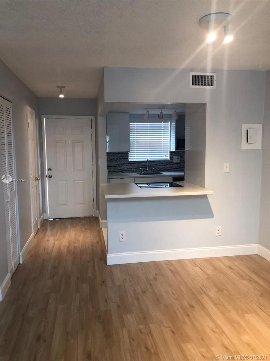 COURTYARDS AT KENDALL CON - Residential Lease