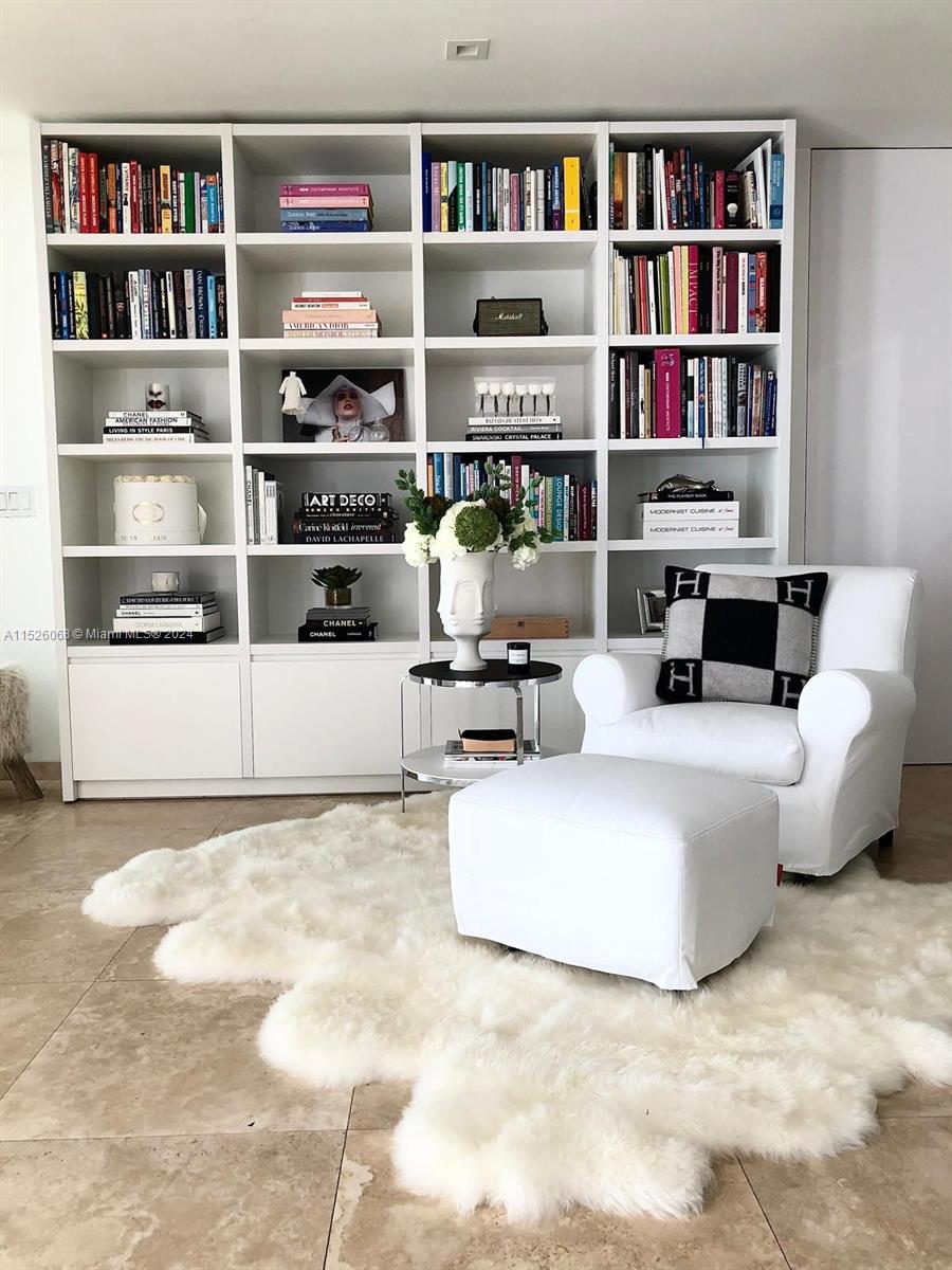 MASHTA ISLAND - Residential