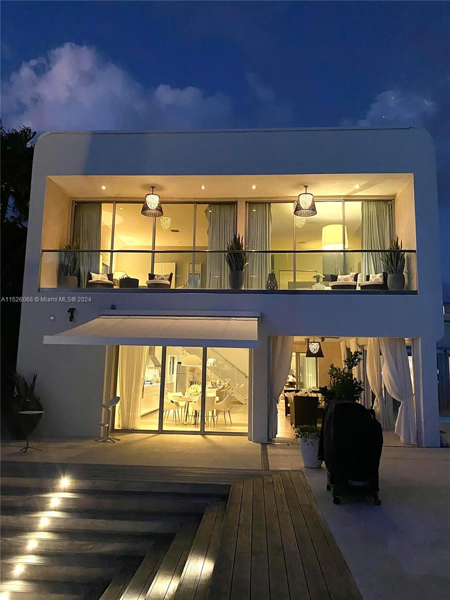 MASHTA ISLAND - Residential