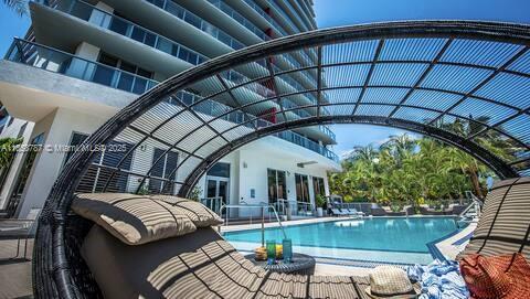 BEACHWALK CONDOMINIUM - Residential