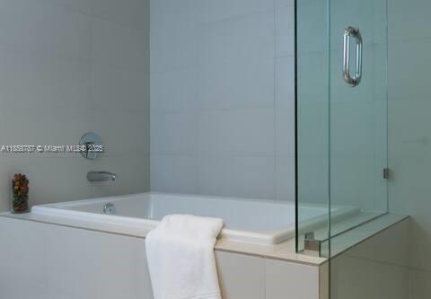 BEACHWALK CONDOMINIUM - Residential