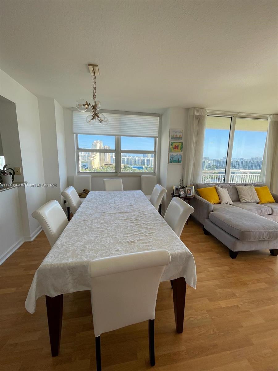 Turnberry on the Green - Residential