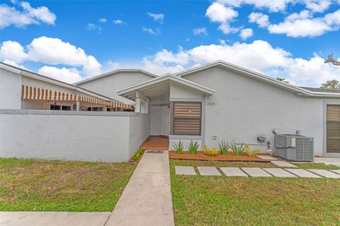 Photo of 6445 SW 152nd Pl #6-45, Miami, FL 33193 (MLS # A11954096)