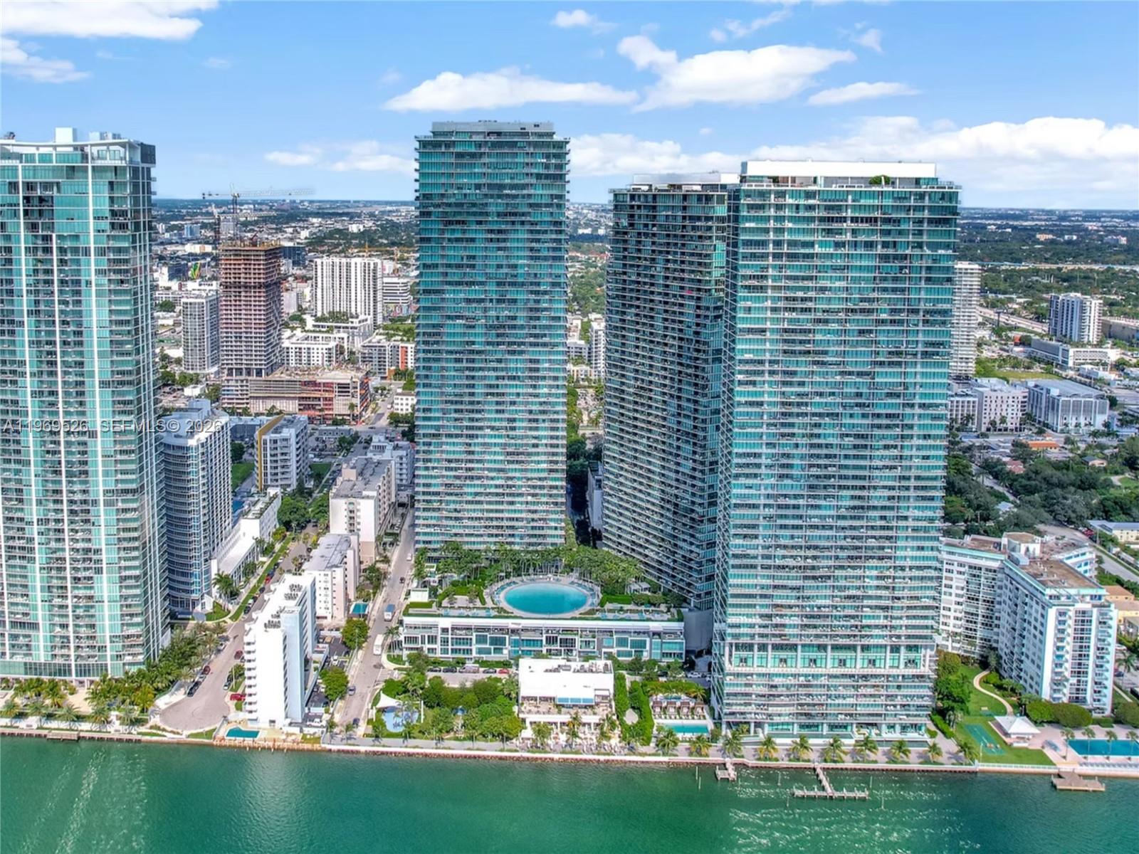 GRAN PARAISO CONDO - Residential