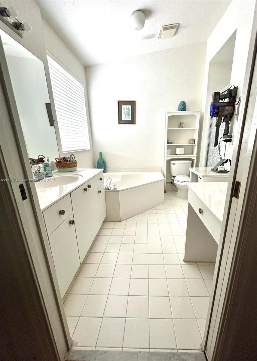 DIMENSIONS AT DORAL - Residential