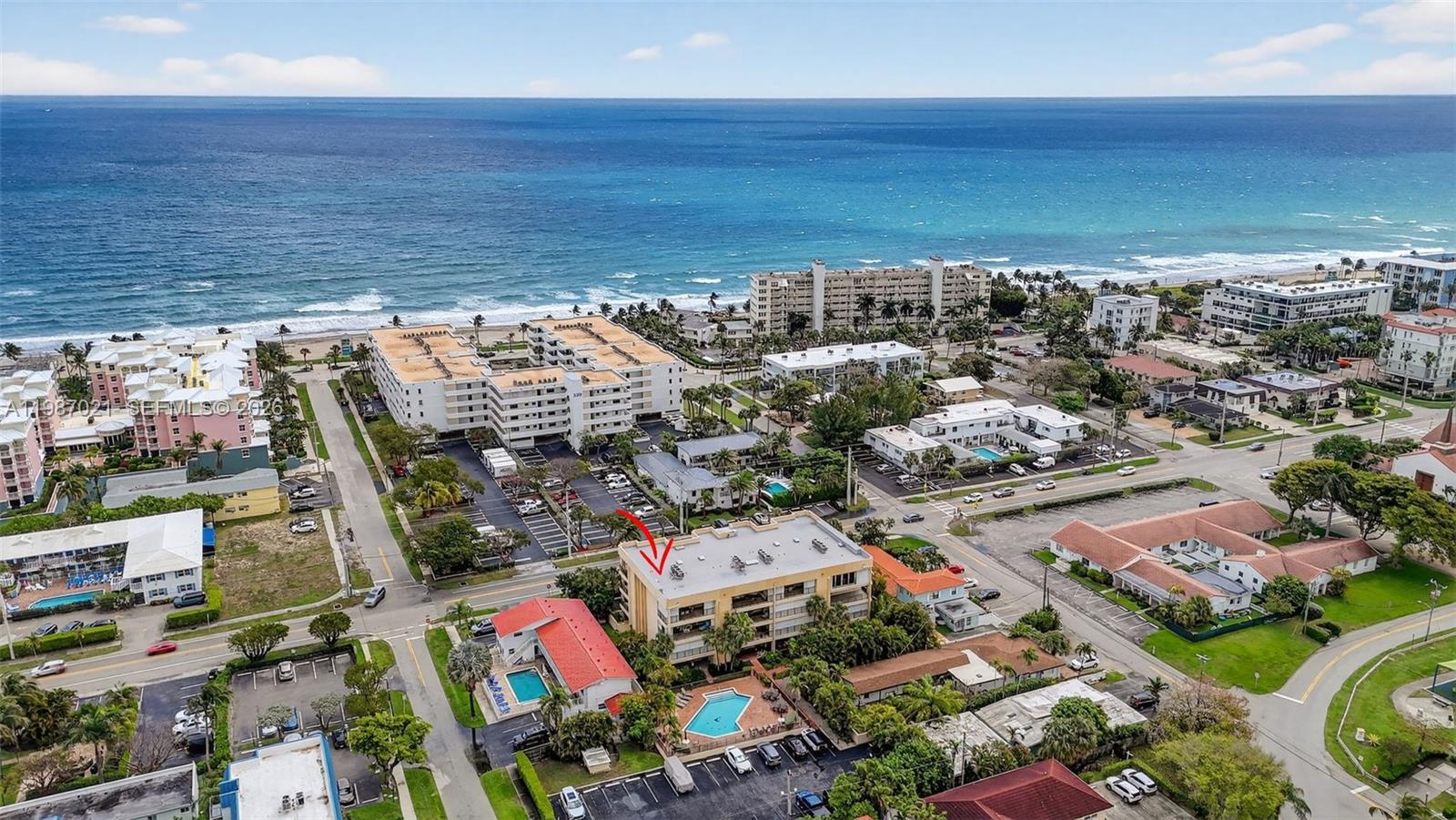 BEACH HOUSE VILLAGE CONDO - Residential