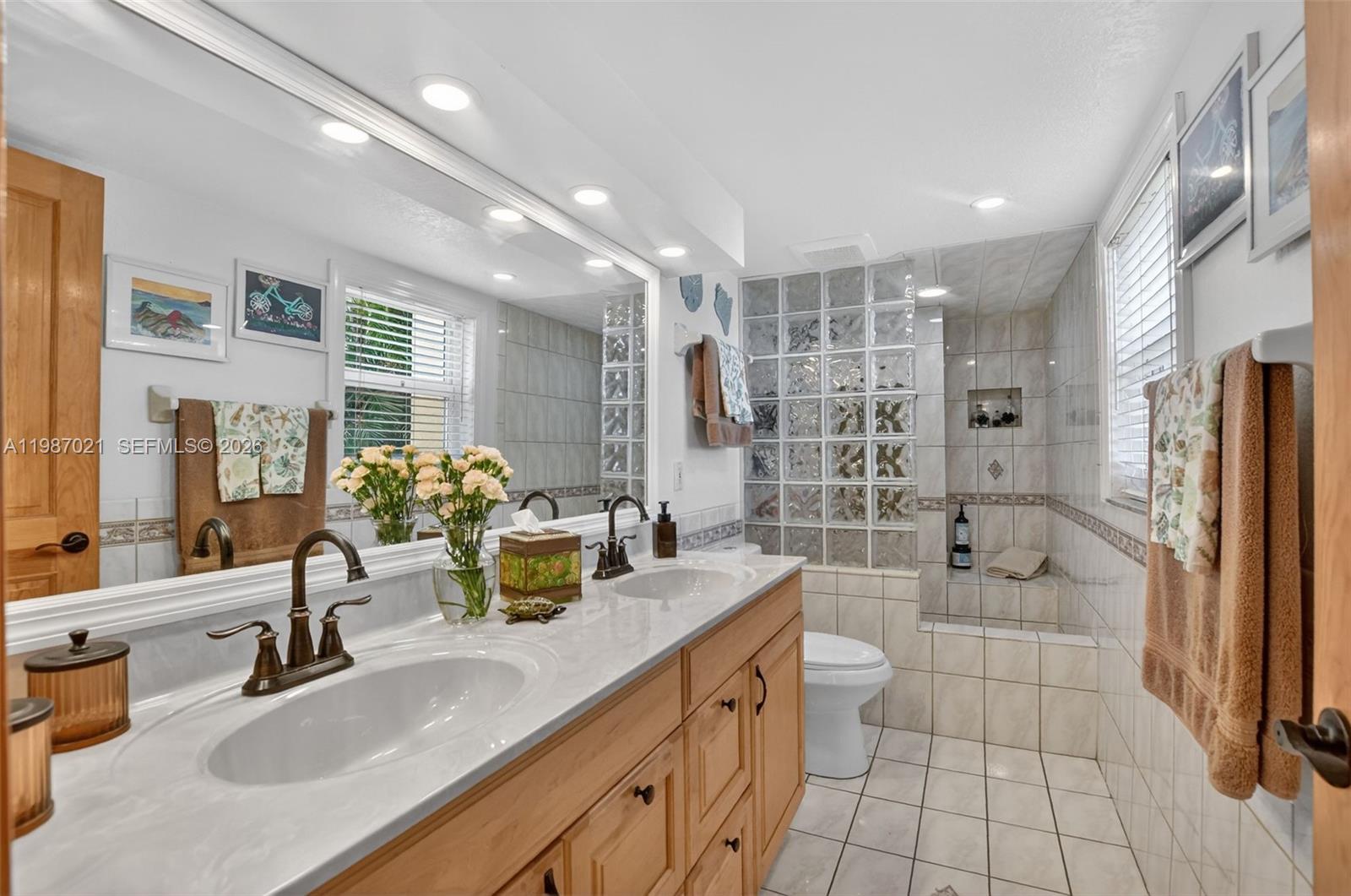 BEACH HOUSE VILLAGE CONDO - Residential