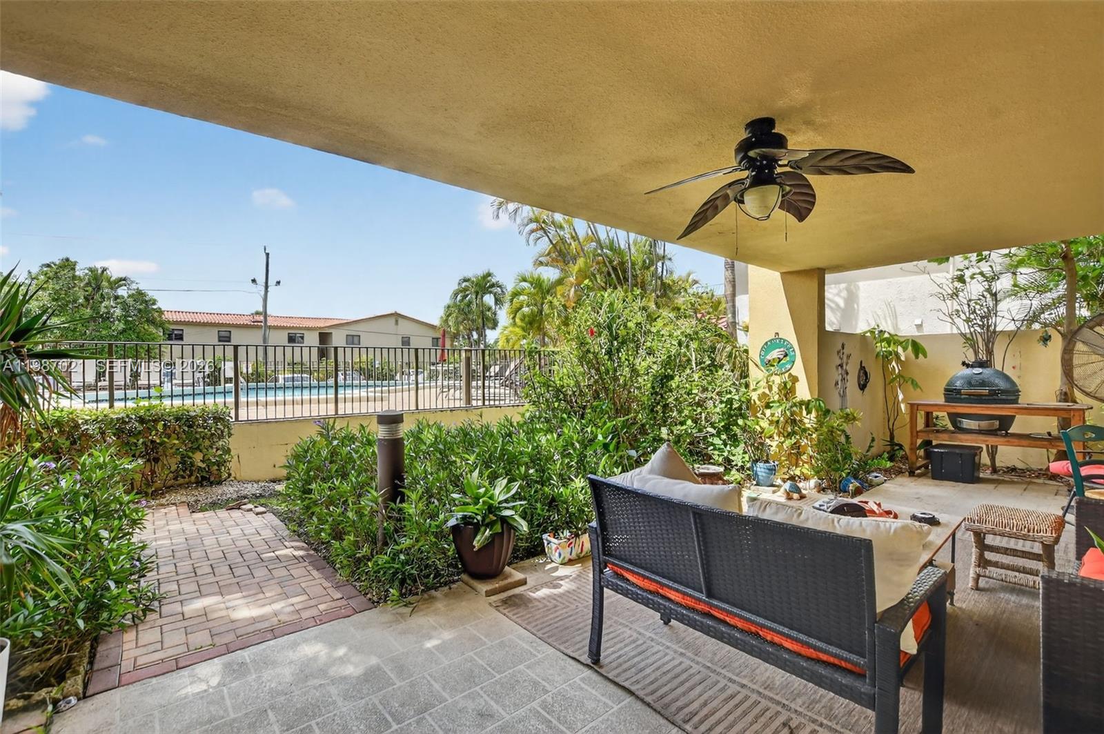 BEACH HOUSE VILLAGE CONDO - Residential