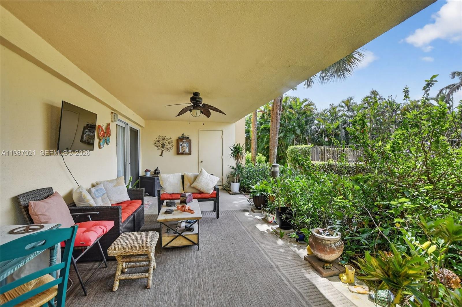 BEACH HOUSE VILLAGE CONDO - Residential