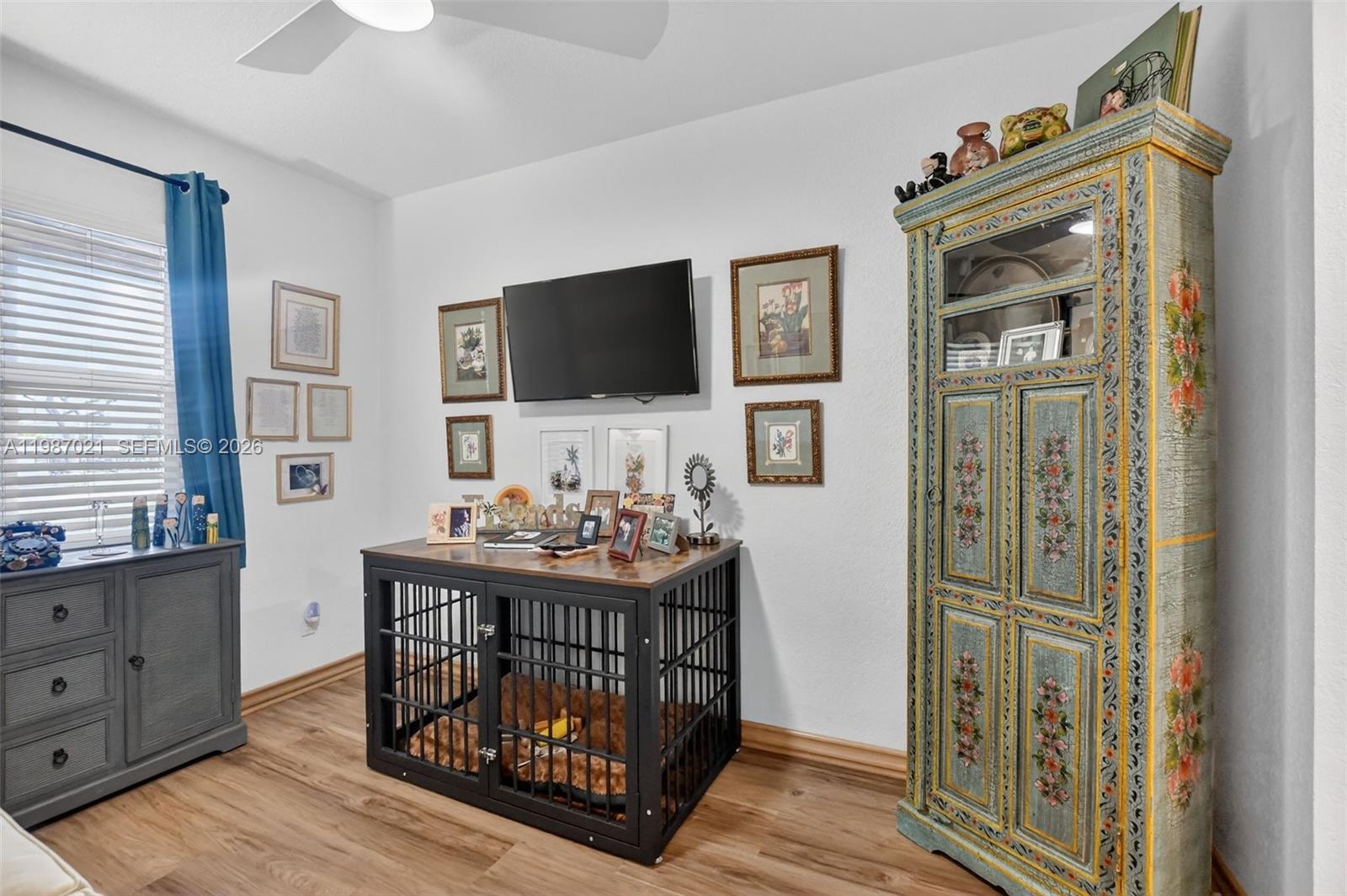 BEACH HOUSE VILLAGE CONDO - Residential