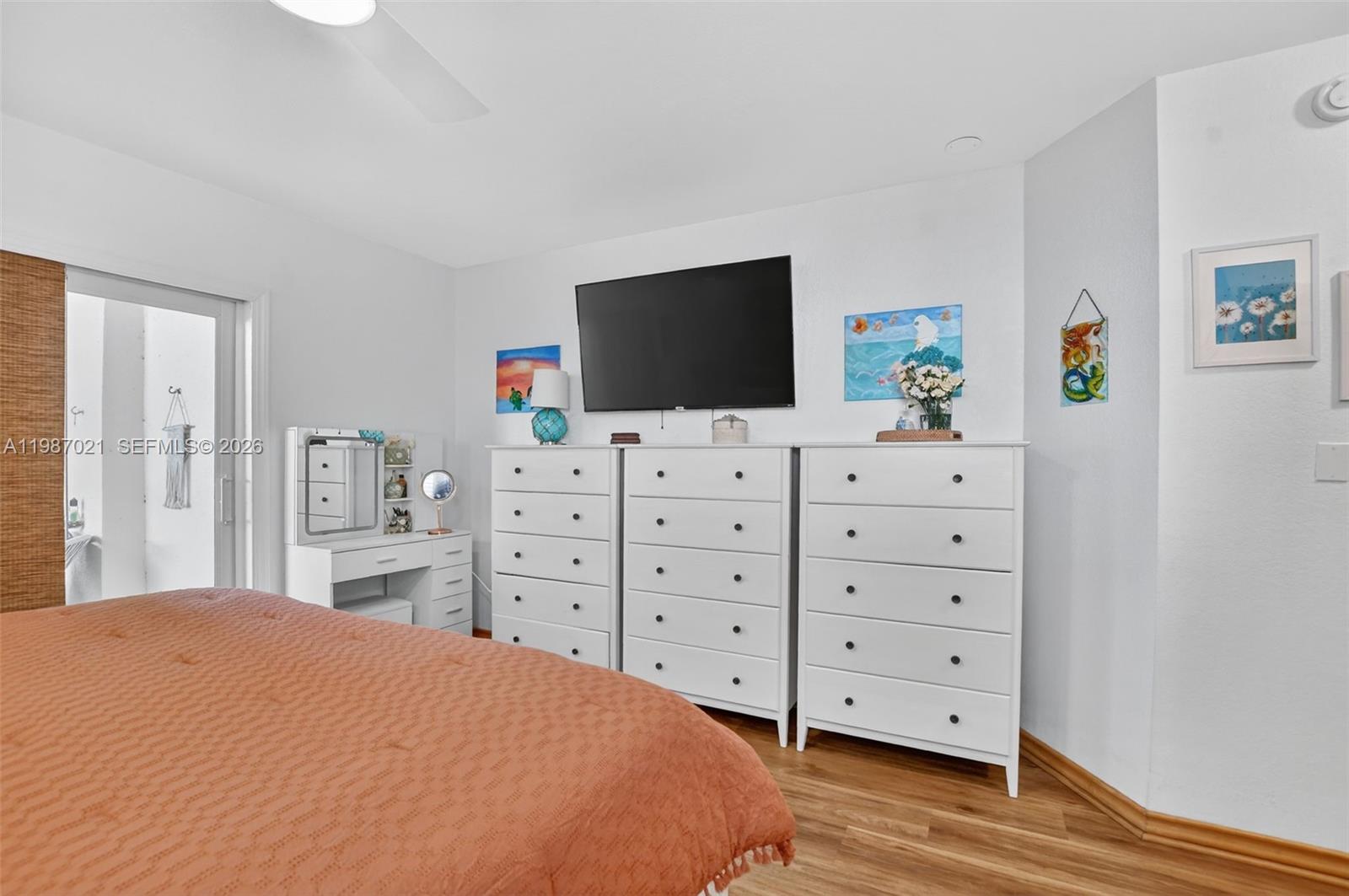 BEACH HOUSE VILLAGE CONDO - Residential