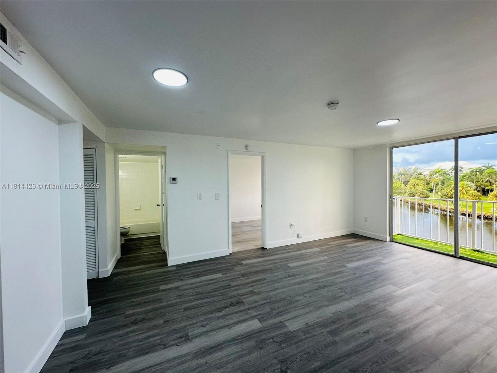 SERENITY ON THE RIVER CON - Residential Lease