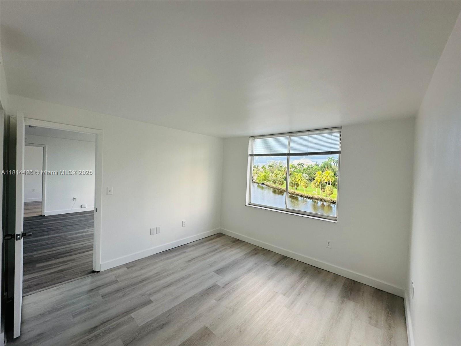 SERENITY ON THE RIVER CON - Residential Lease