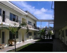 1225 Marseille Dr 23