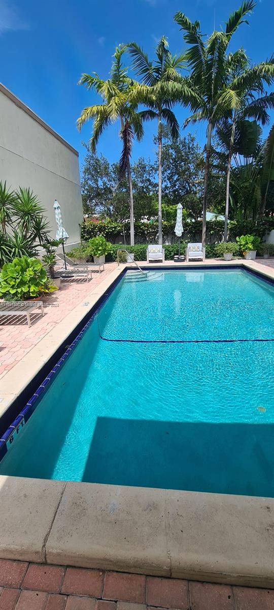 Property for Sale at 1300 Alton Road 3 D, Miami Beach, Miami-Dade County, Florida - Bedrooms: 2 
Bathrooms: 2  - $439,000