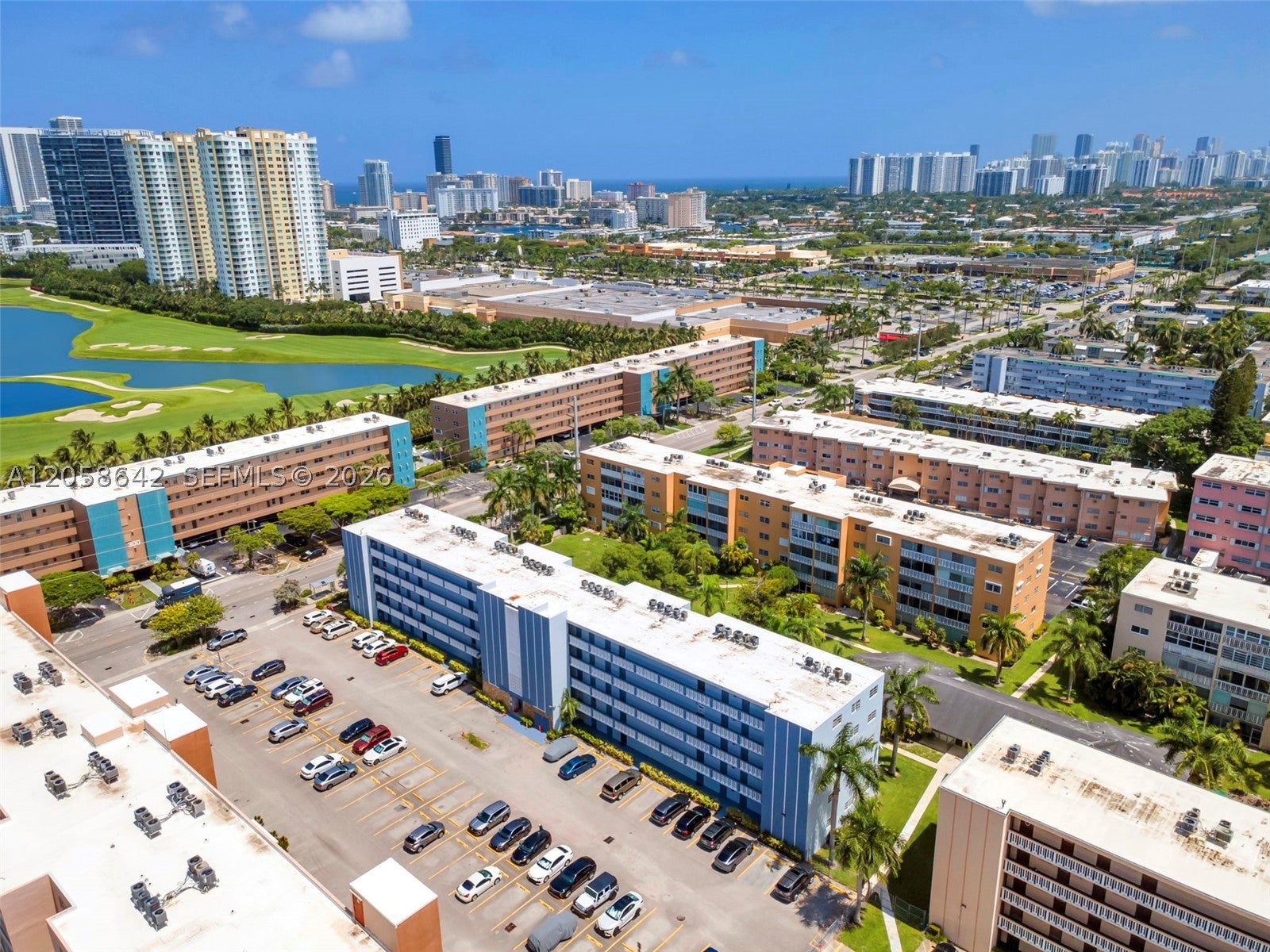233 NE 14th Ave 108, Hallandale Beach FL 33009
