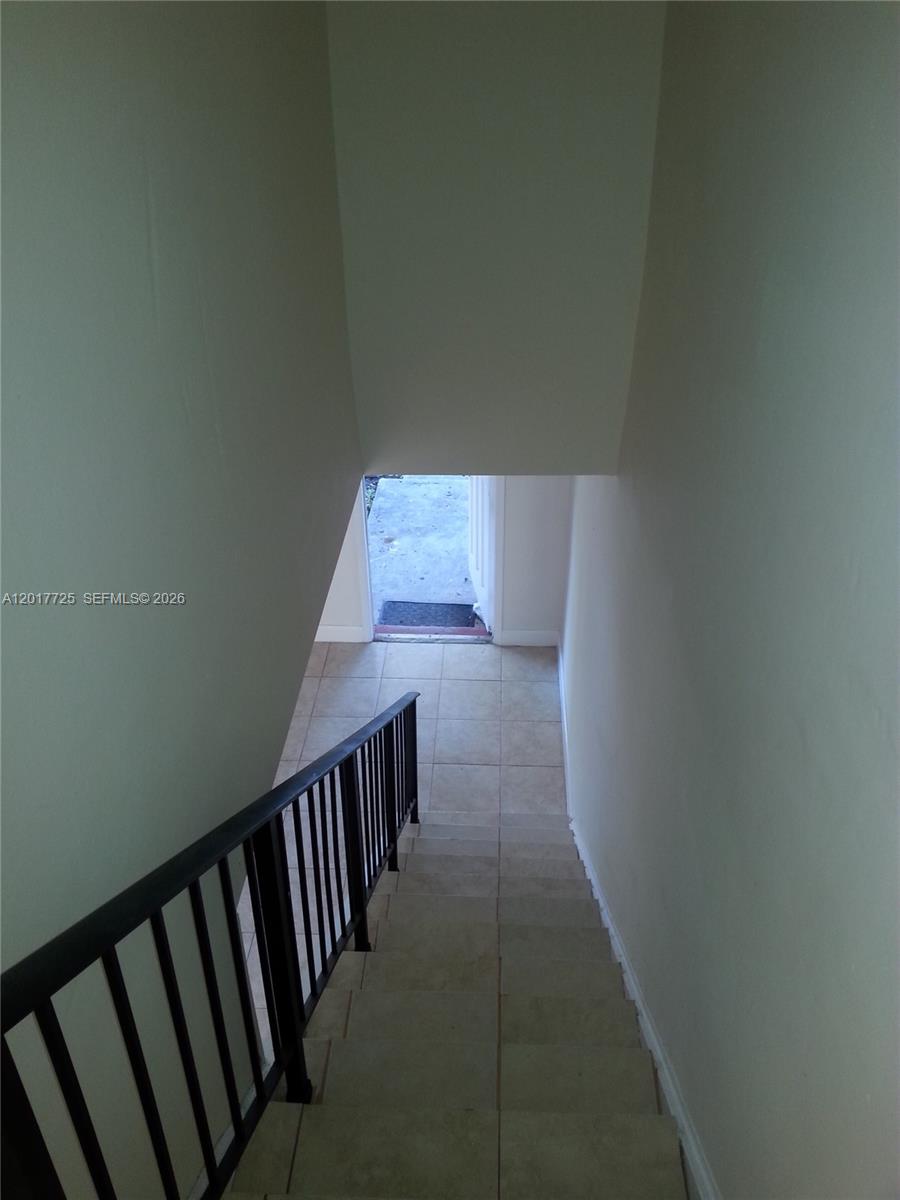 THE ARBOUR TOWNHOUSE NO 2 - Residential