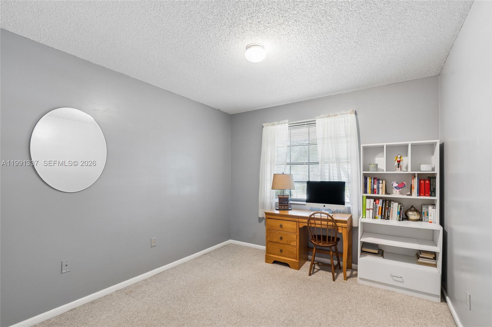 LINDGREN WEST - Residential