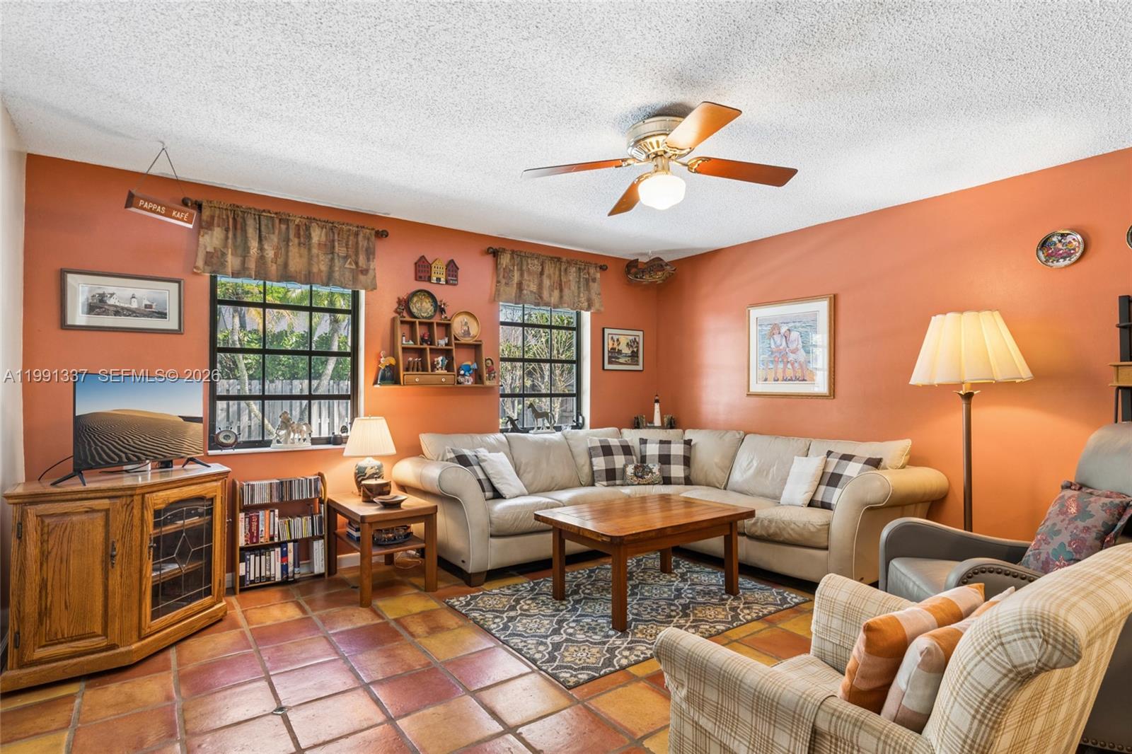 LINDGREN WEST - Residential