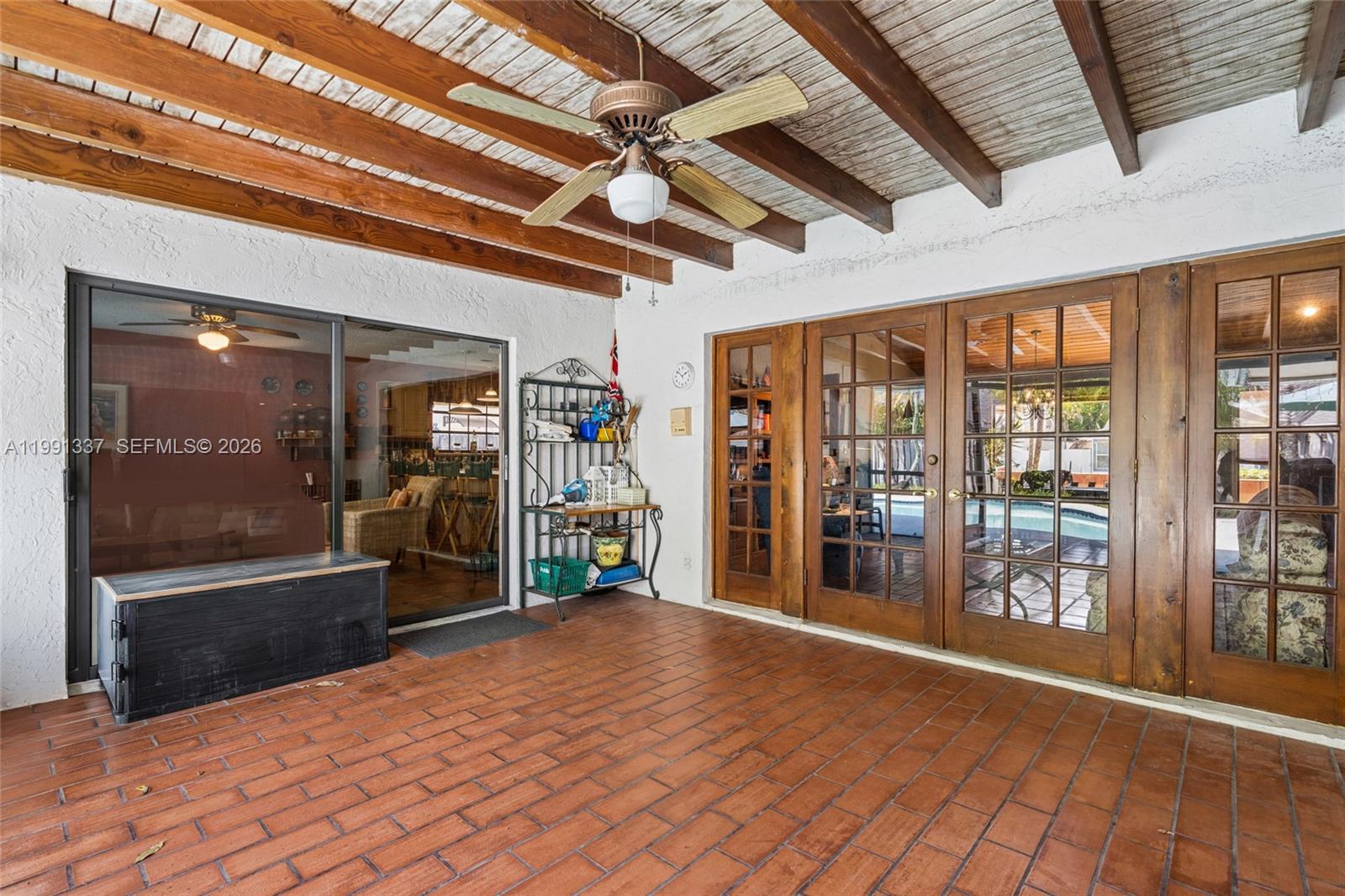 LINDGREN WEST - Residential