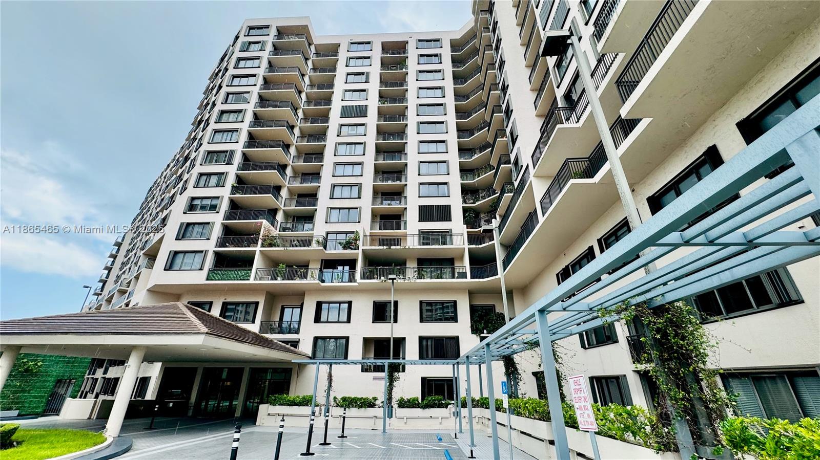 BRICKELL KEY II CONDO - Residential Lease