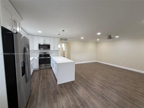 641 N Flanders  N 641 Delray Beach FL 33484