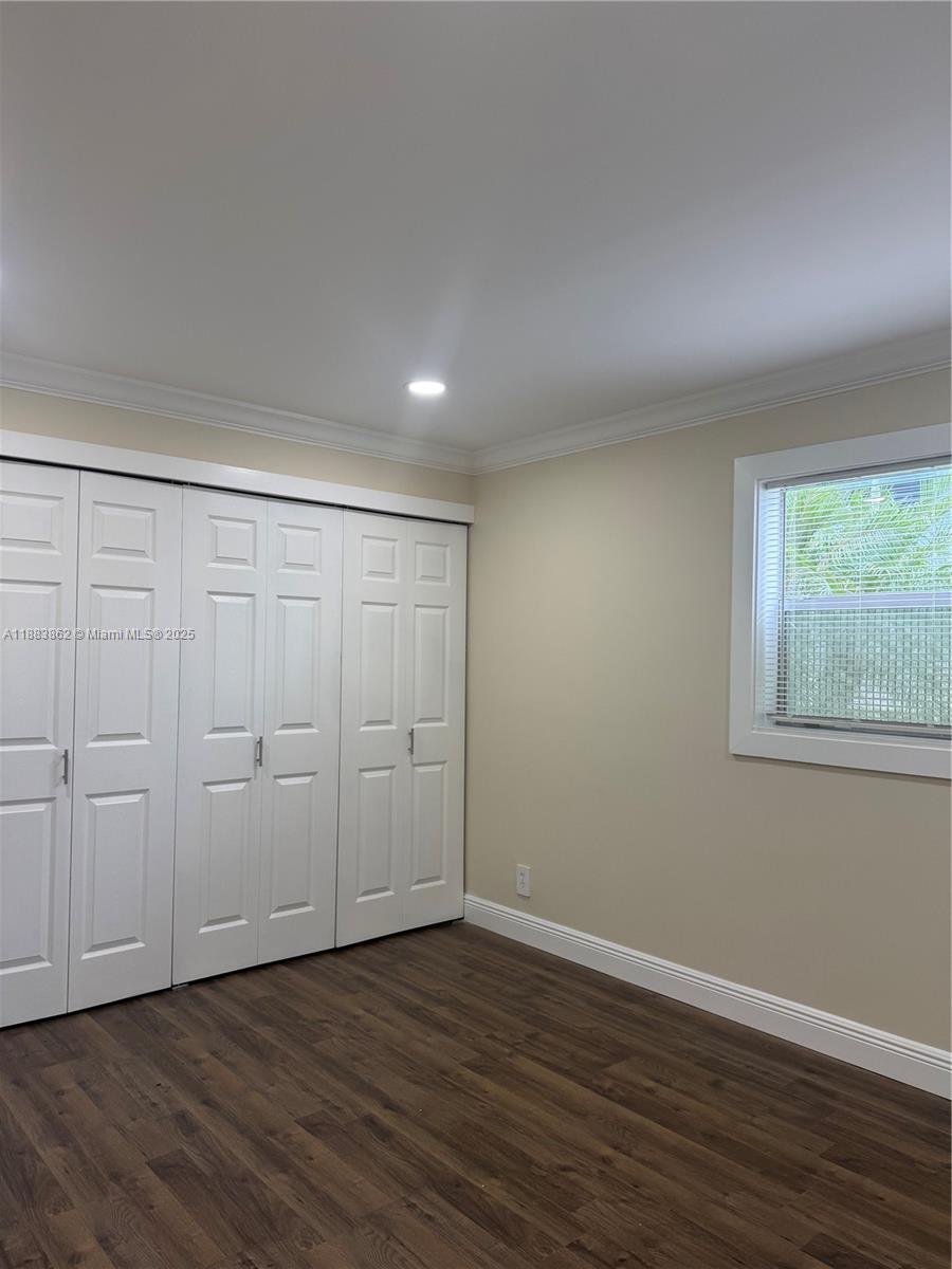 KINGS POINT FLANDERS COND - Residential