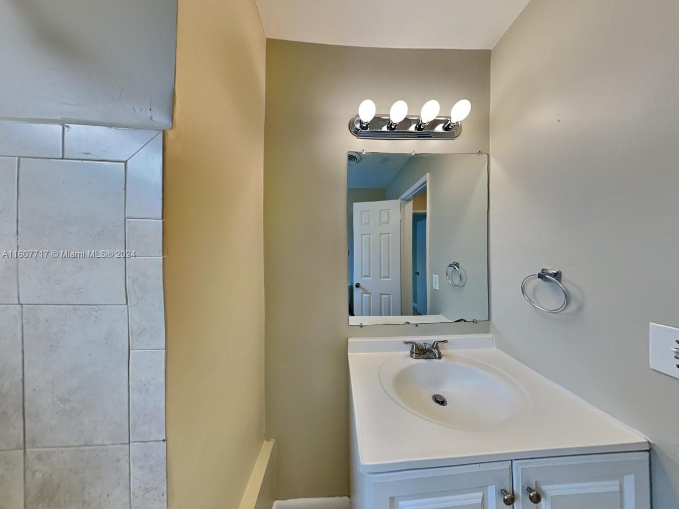 MIRAMAR SEC 13 - Residential Lease