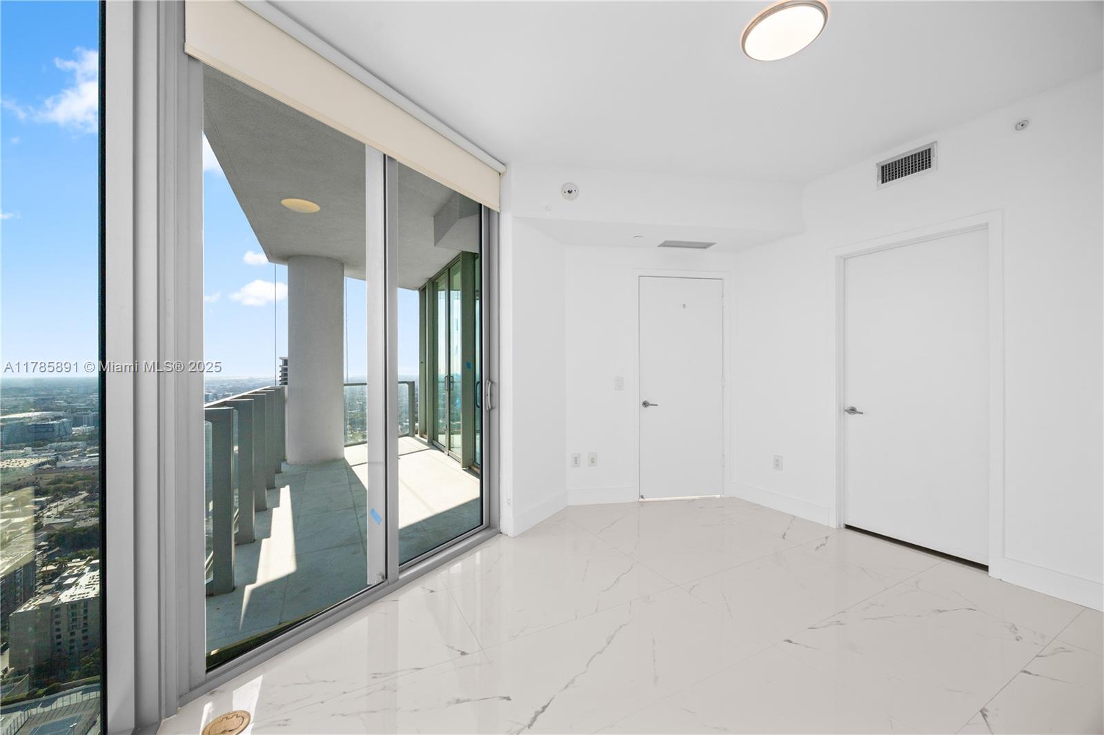 BISCAYNE BEACH CONDO - Residential