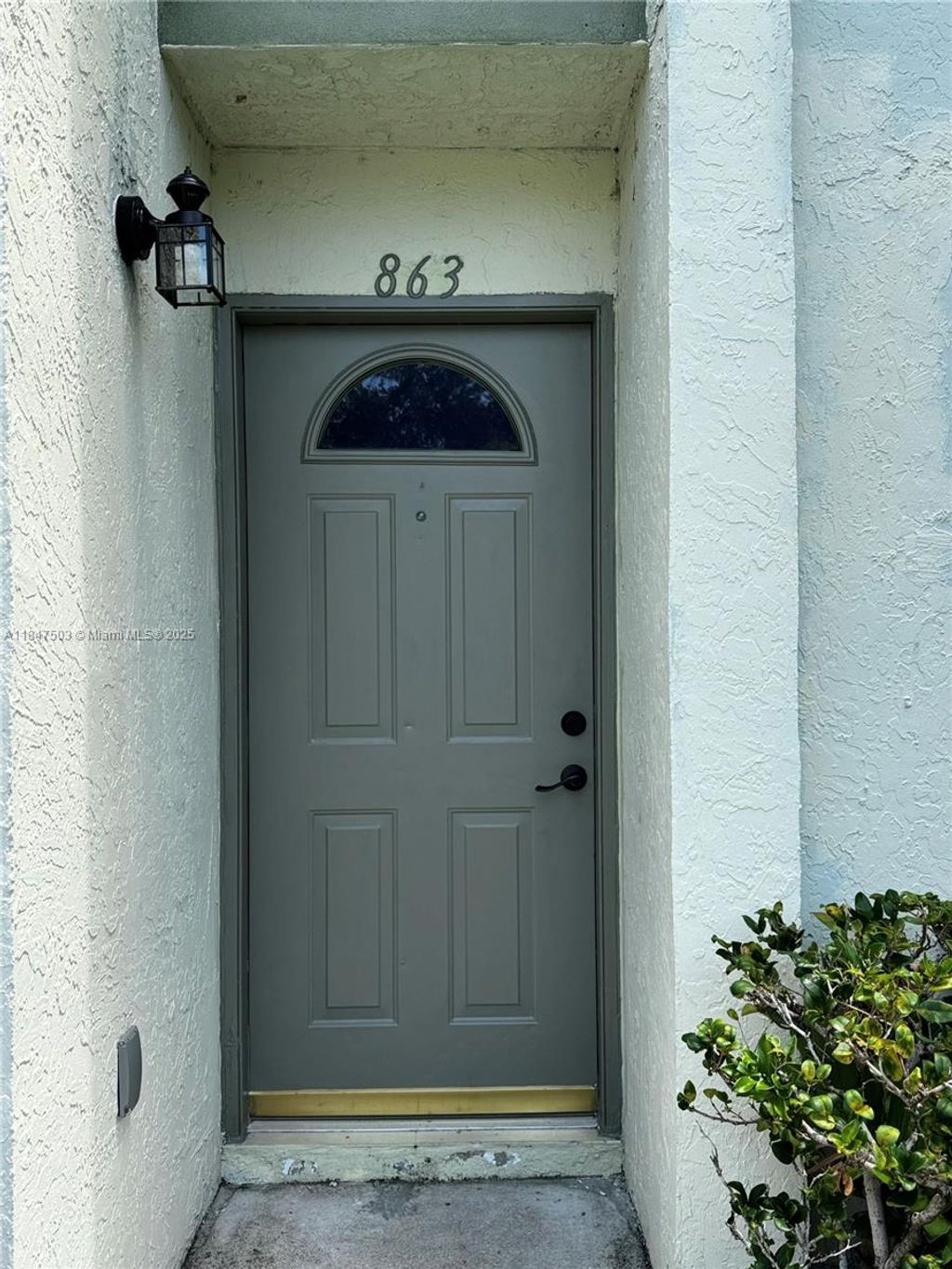 Photo of 863 Crystal Lake Dr #863, Deerfield Beach, FL 33064 (MLS # A11847503)