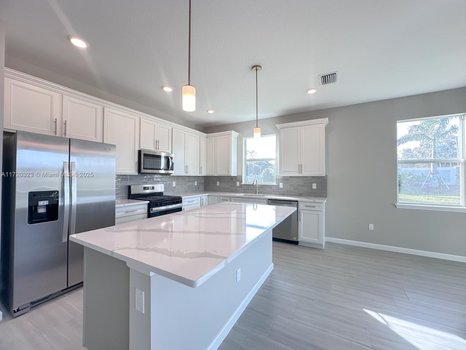 4545 Nautilus Cir, Vero Beach, FL, 32967/$650,000 1 4545 Nautilus Cir