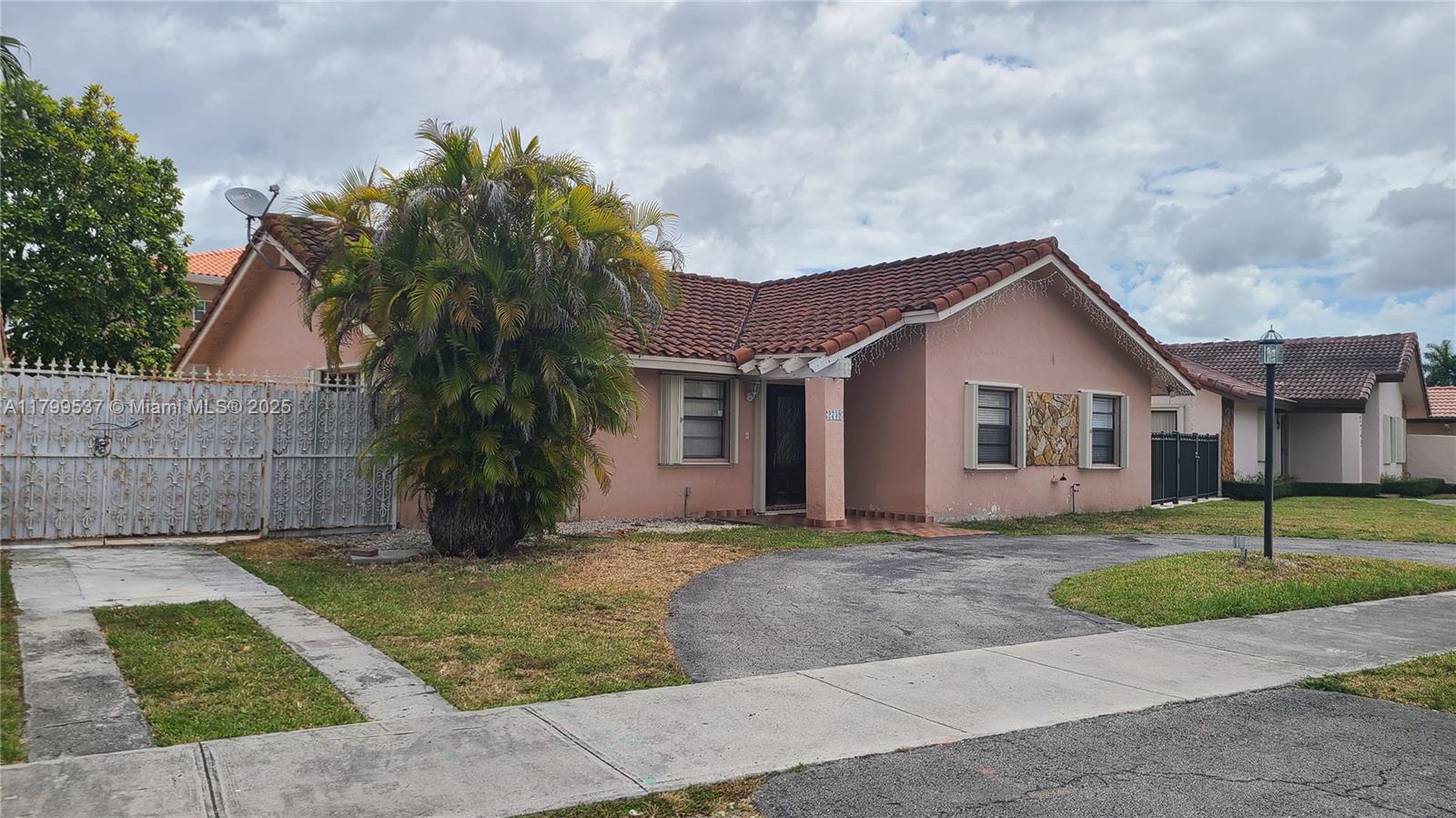 2739 SW 131st Pl
