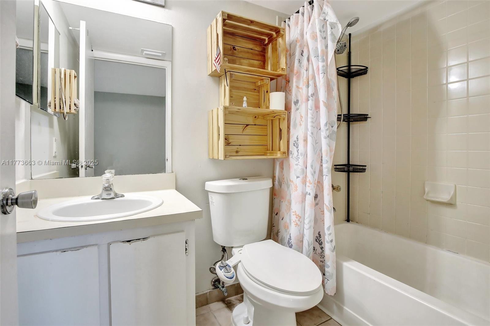 PALMS OF PEMBROKE CONDO - Residential