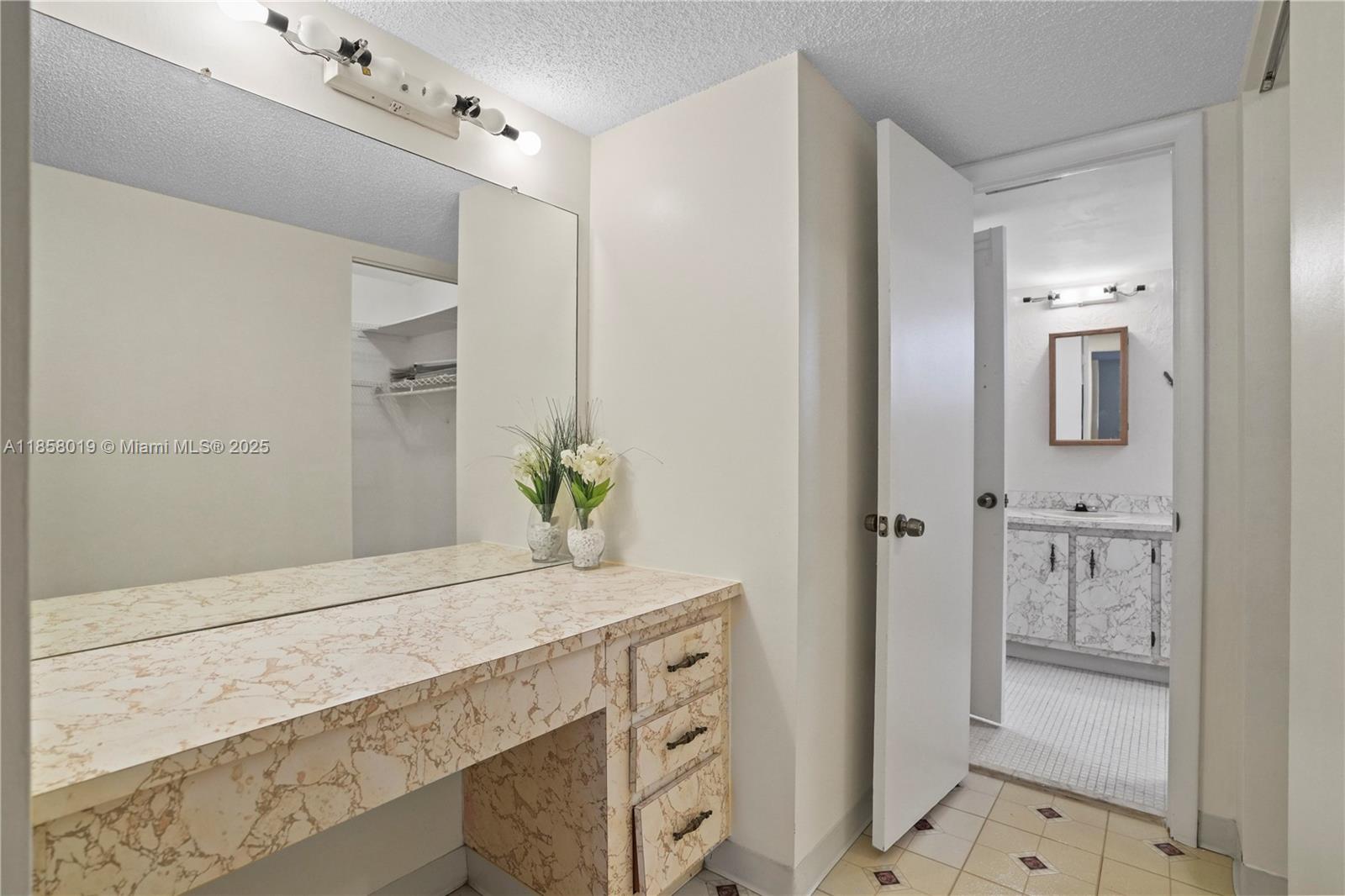 HOLIDAY SPRINGS VILLAGE 1 - Residential