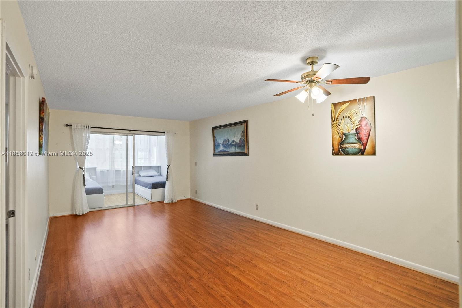 HOLIDAY SPRINGS VILLAGE 1 - Residential