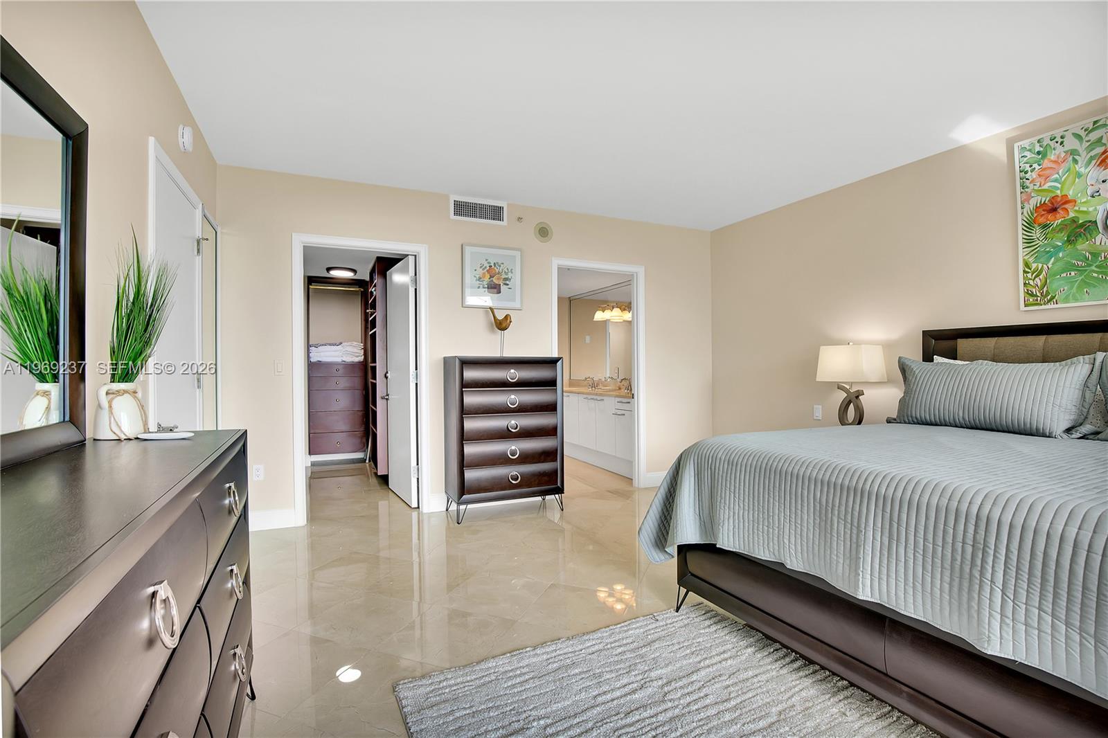 Ritz Carlton - Residential Lease