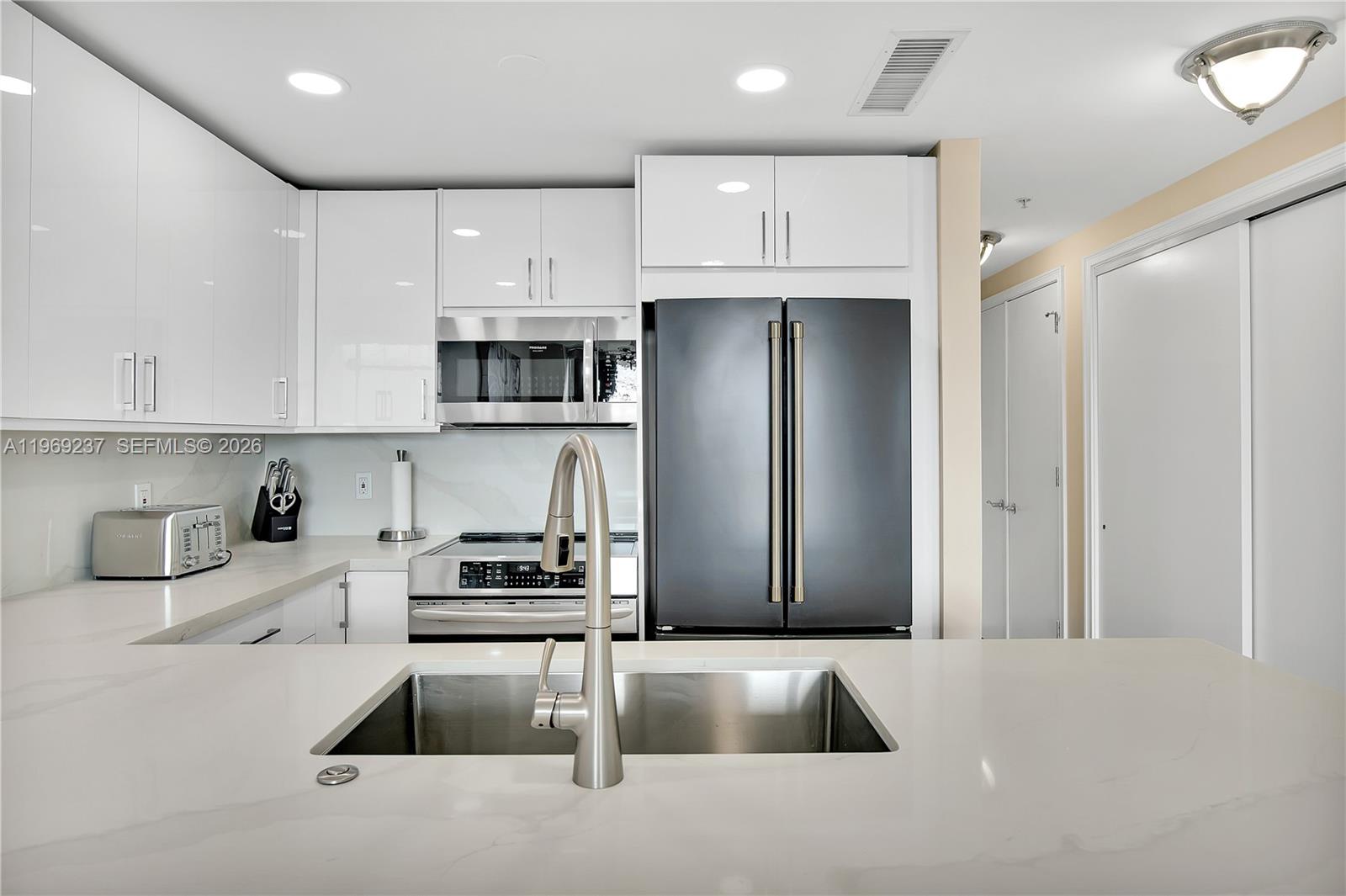 Ritz Carlton - Residential Lease