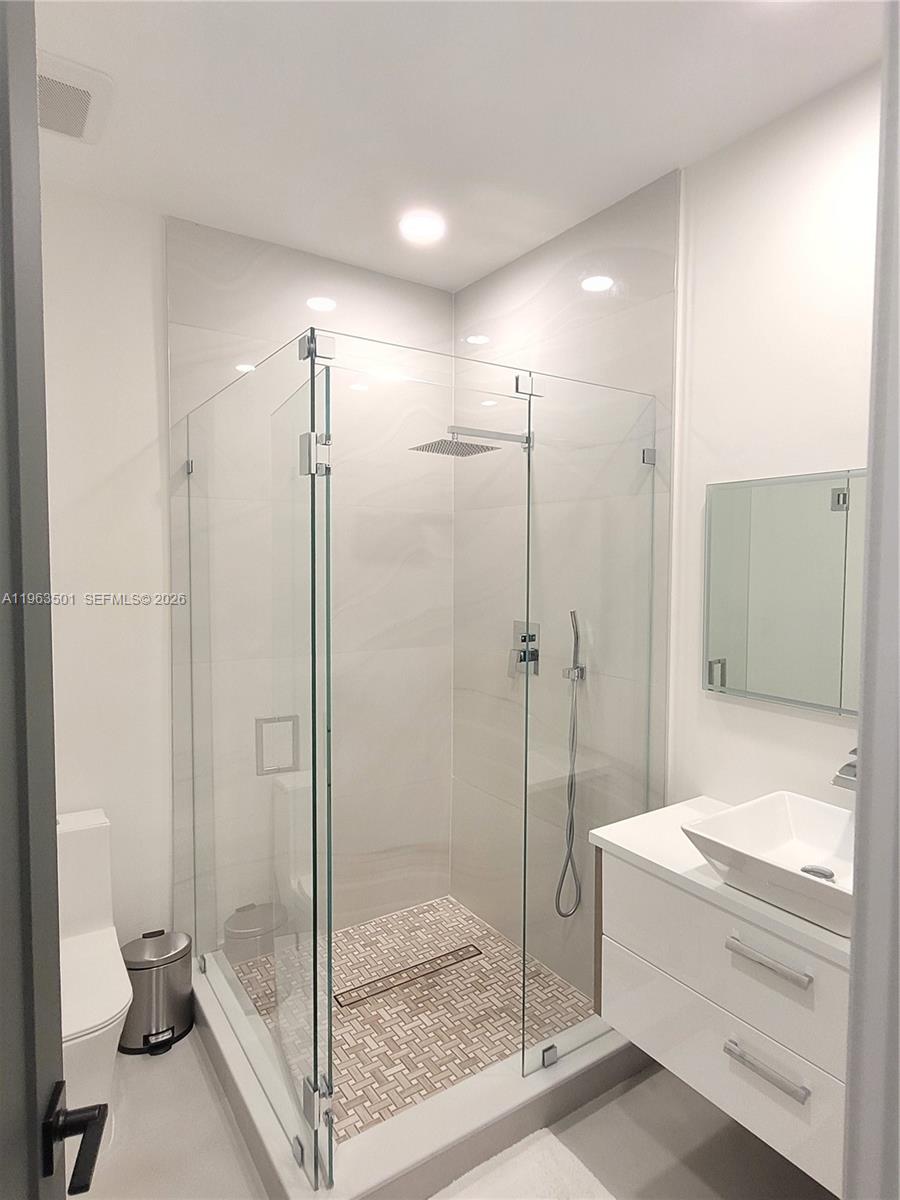 GRANDEUR - Residential