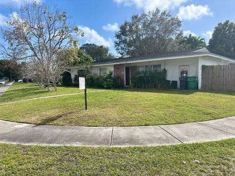 10010 SW 161st St Miami FL 33157