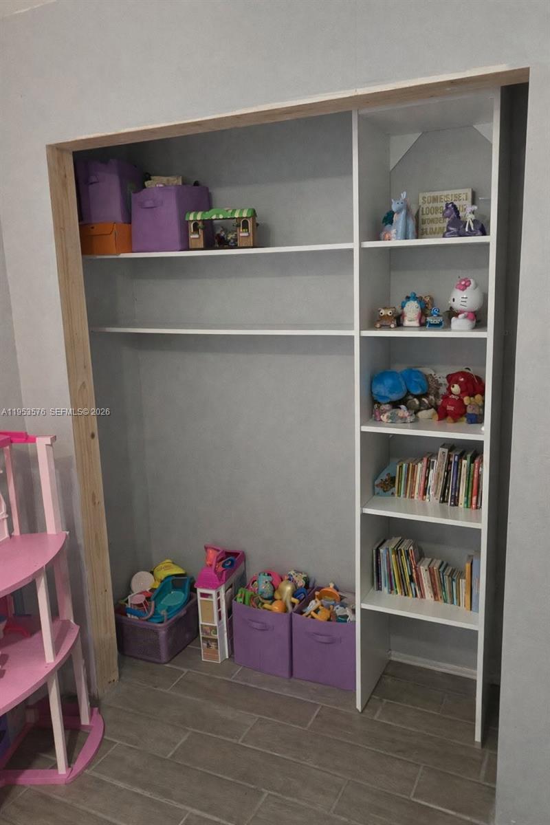 FAIRWAY PARK SEC 3 - Residential