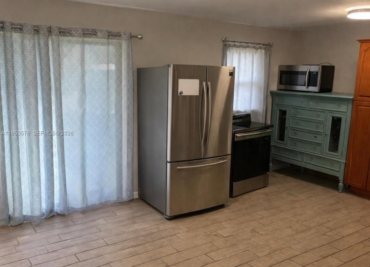 FAIRWAY PARK SEC 3 - Residential