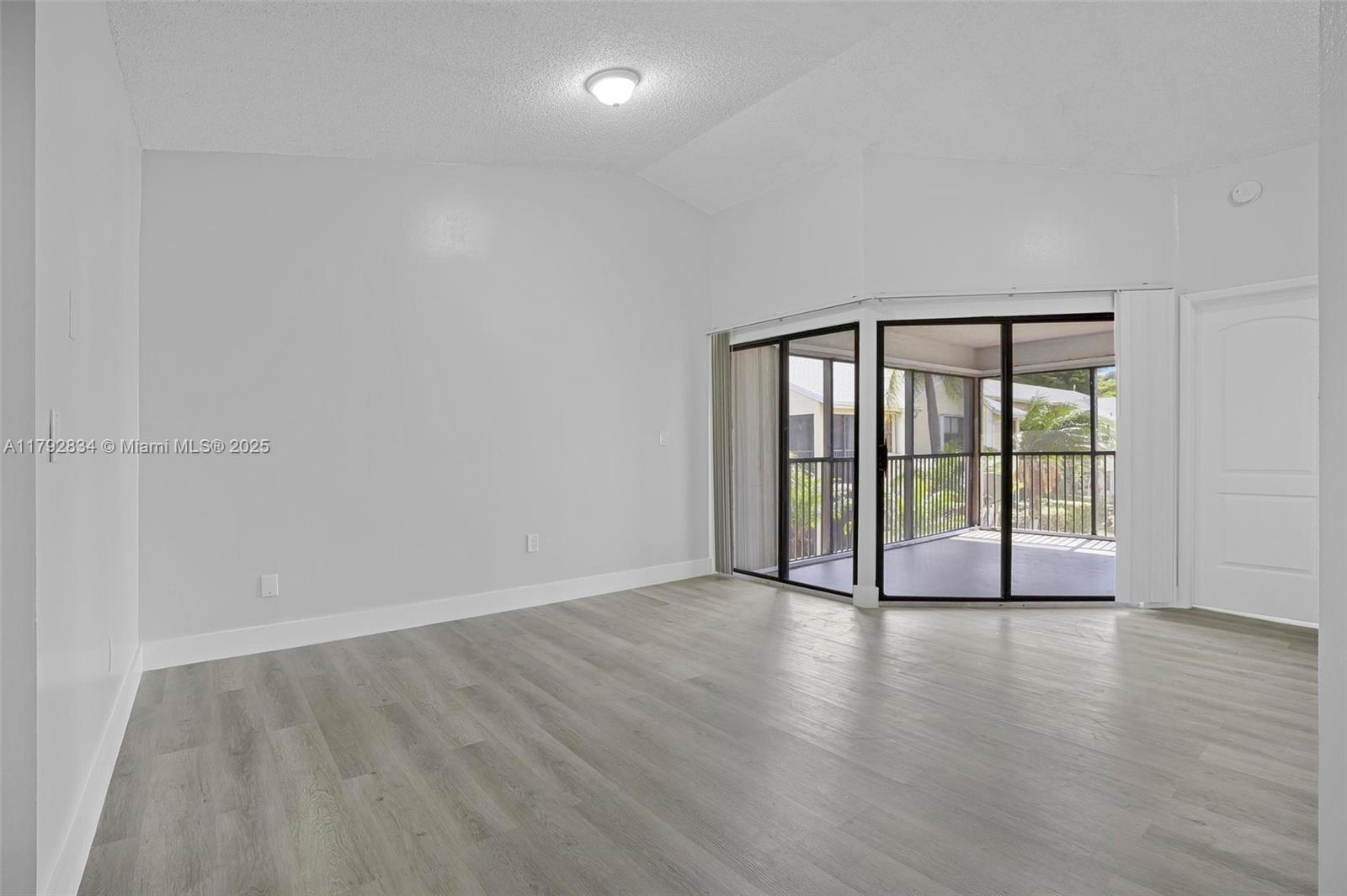 1500 Jefferson Dr 1500A