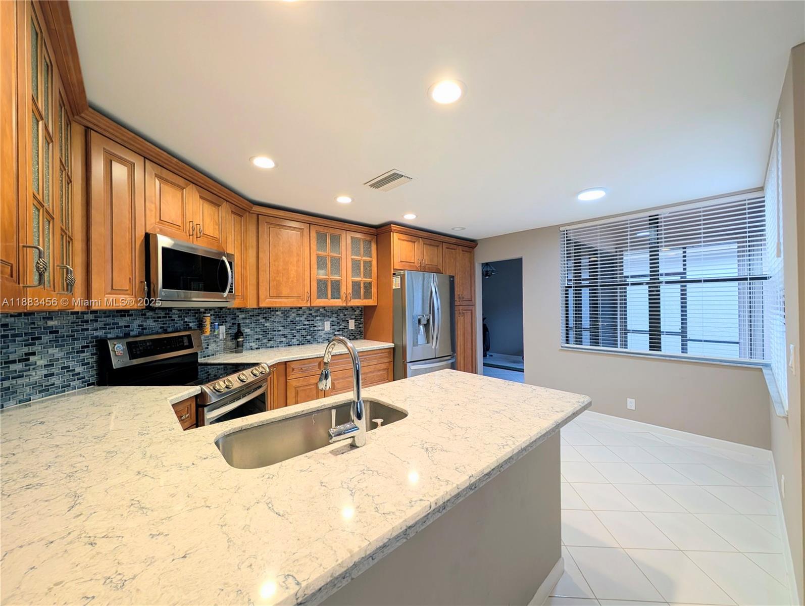 MINTO PLANTATION - 3 - Residential Lease